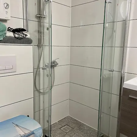 Z 7 Neu-einfach-uebernachtung In Ruedesheim *