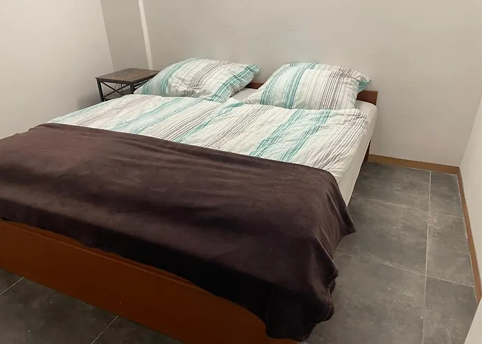 Z 7 Neu-einfach-uebernachtung In Ruedesheim *